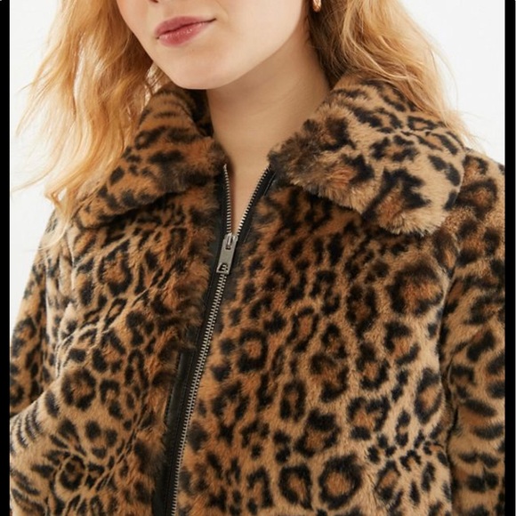 Leopard Bomber Jacket 🐆 - Picture 2 of 6